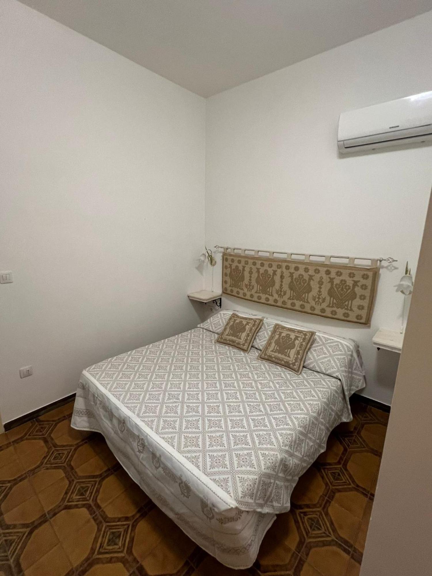B&B Via Dei Mille กัสเตลซาร์โด ภายนอก รูปภาพ